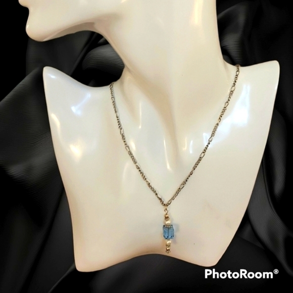 DAINTY Beaded Aqua Pendant Figaro Chain Necklace - Picture 1 of 5